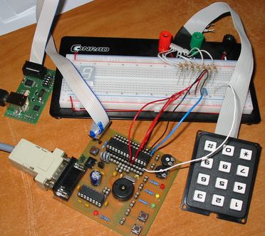 tastaturmatrix_versuchsaufbau_mittel.jpg
